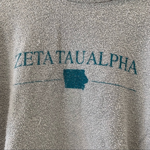Iowa Zeta Woolly Threads Sweatshirt - Picture 2 of 5